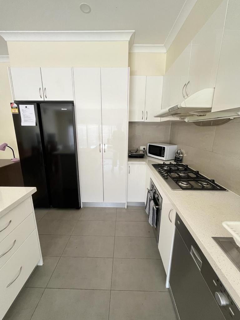 Willa Spacious & Sunny 2Br With Garage,11 Min To Airport Melbourne Zewnętrze zdjęcie